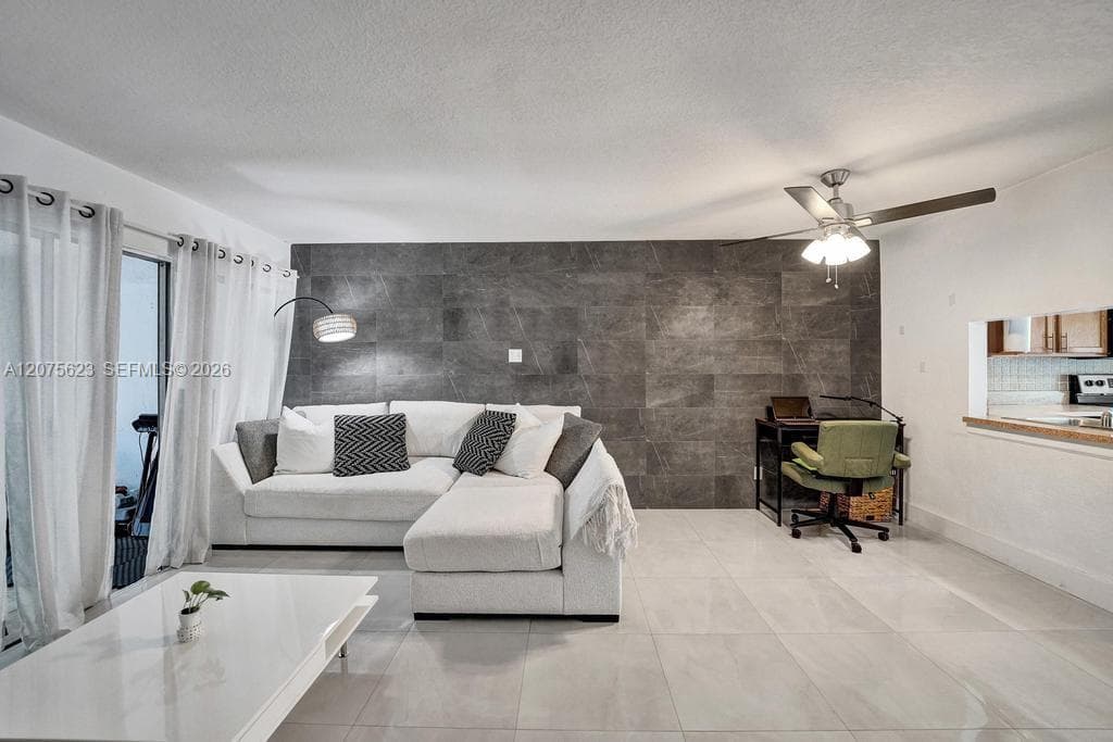 3000 NW 5th Ter # 112, Pompano Beach, FL 33064 photo 2