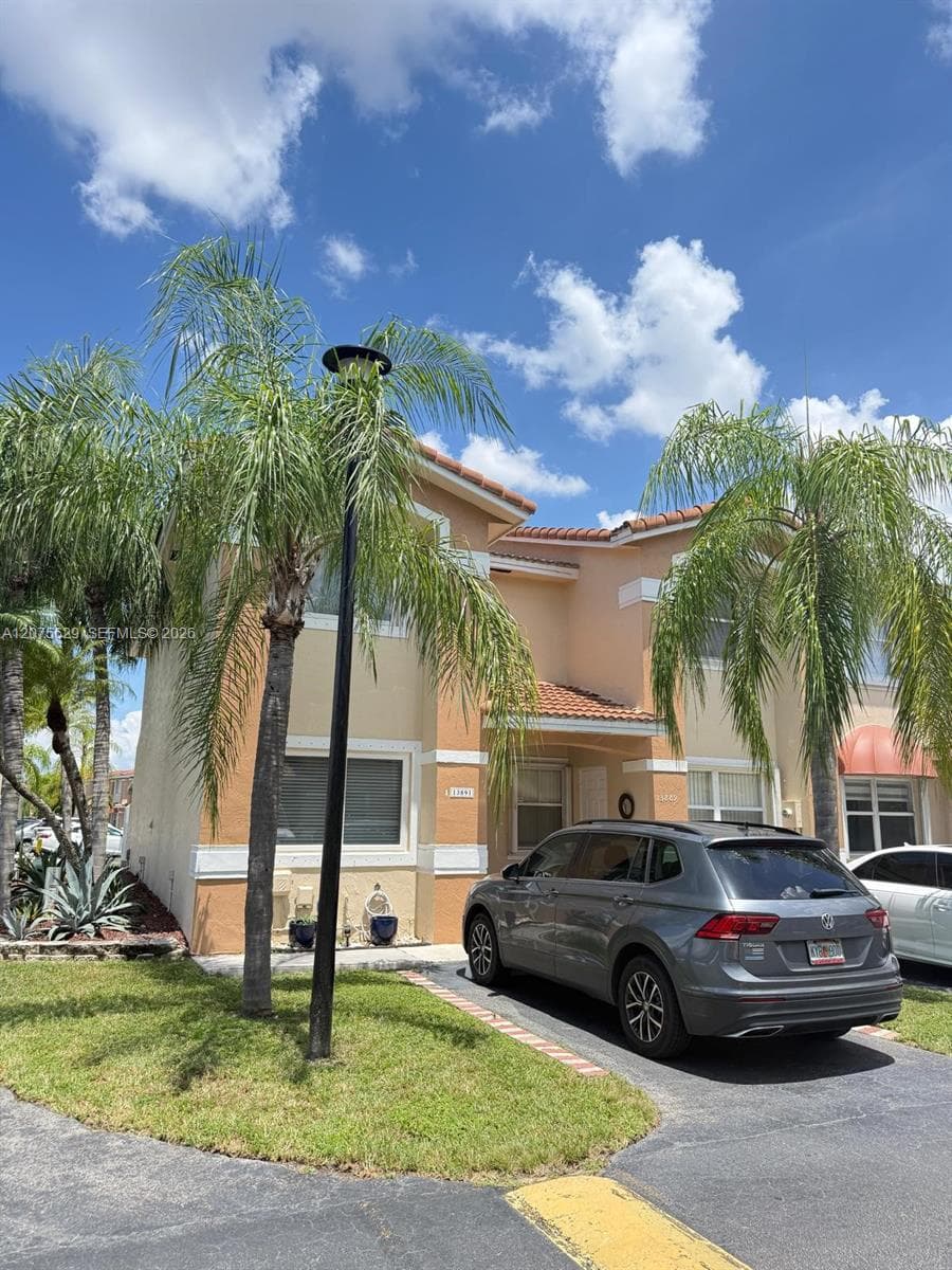 13891 SW 64th St, Miami, FL 33183