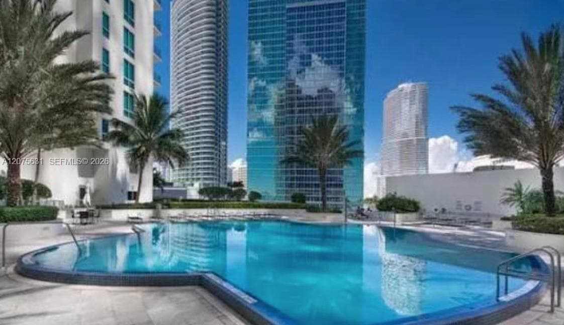 300 S Biscayne Blvd # T-2207, Miami, FL 33131 photo 3