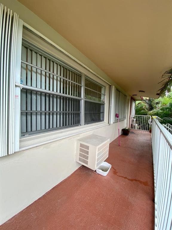 2916 FUNSTON Street # 51A, Hollywood, FL 33020 photo 3