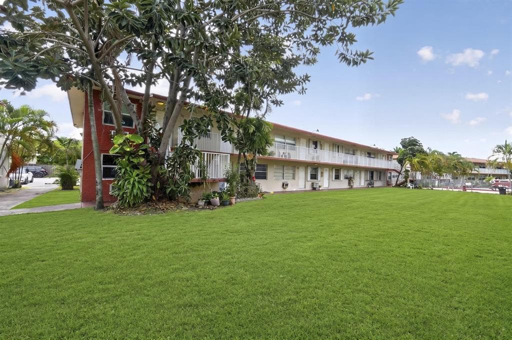 2916 FUNSTON Street # 51A, Hollywood, FL 33020