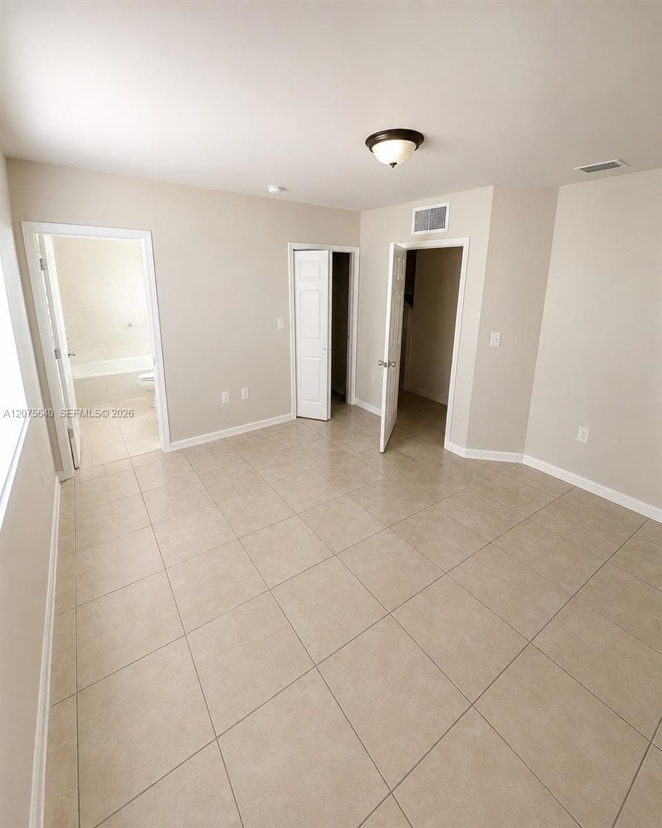 612 SW 11th St, Florida City, FL 33034 photo 4