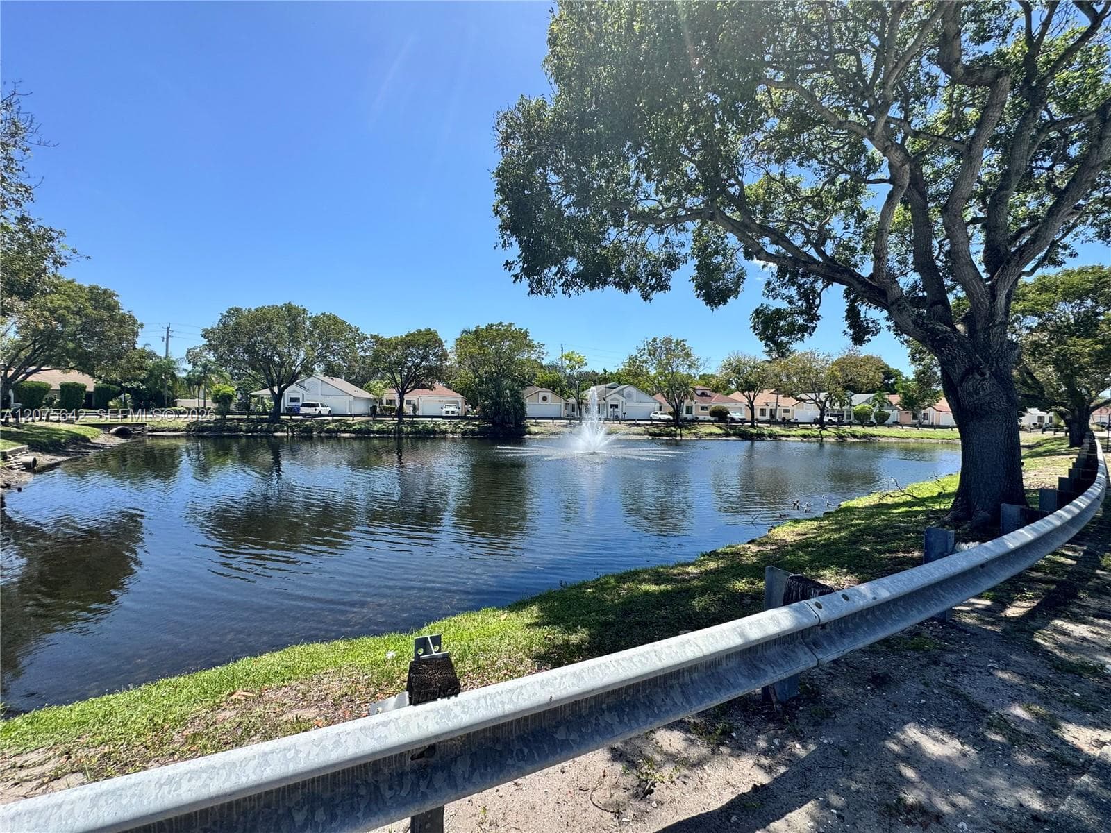 840 W Palm Run Dr, North Lauderdale, FL 33068 photo 2