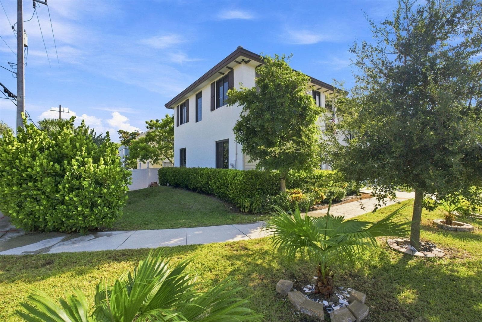 1090 SE 3RD Street # 1090, Pompano Beach, FL 33060 photo 5