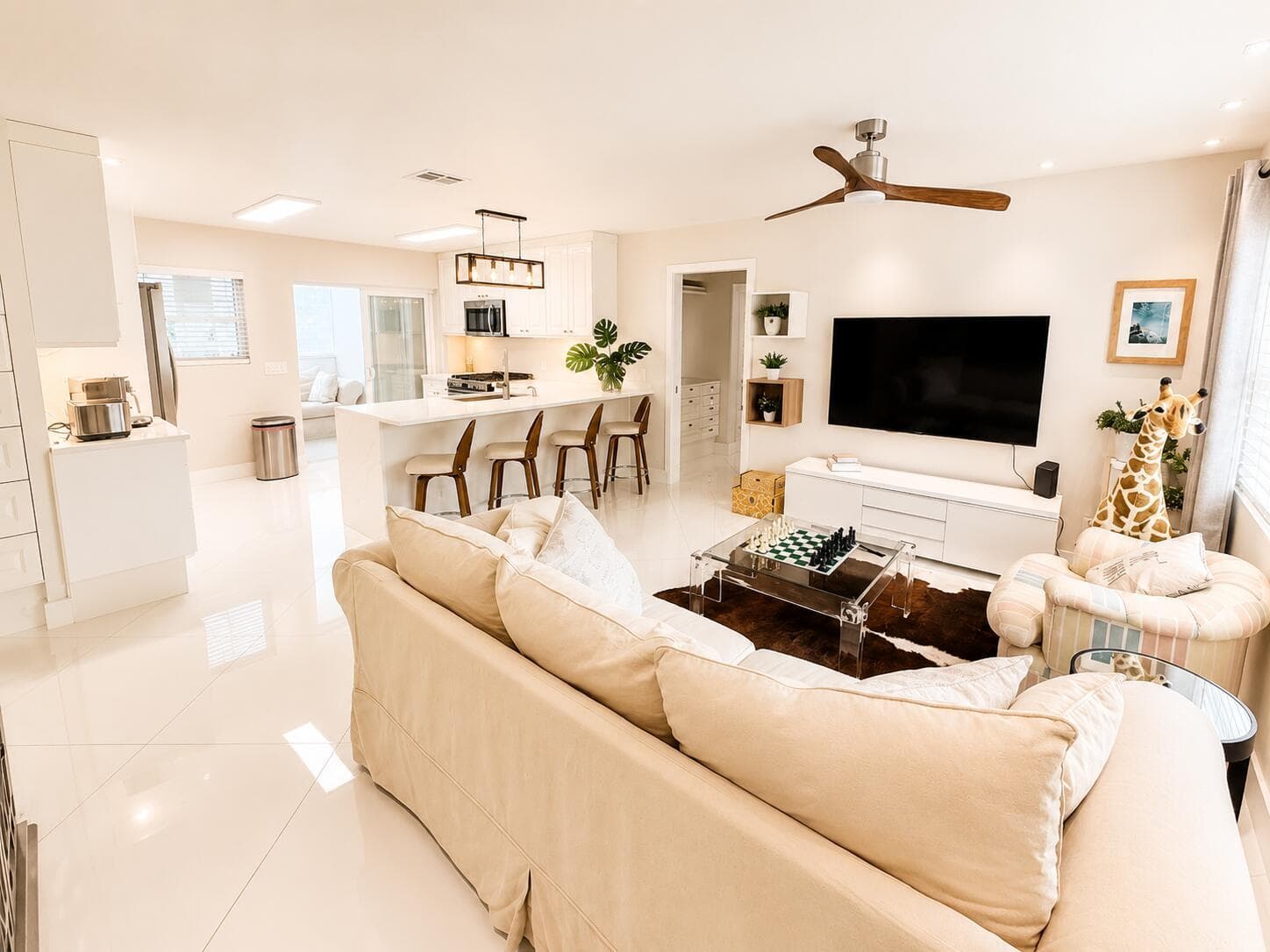 327 LANCASTER Street, Boca Raton, FL 33487 photo 4