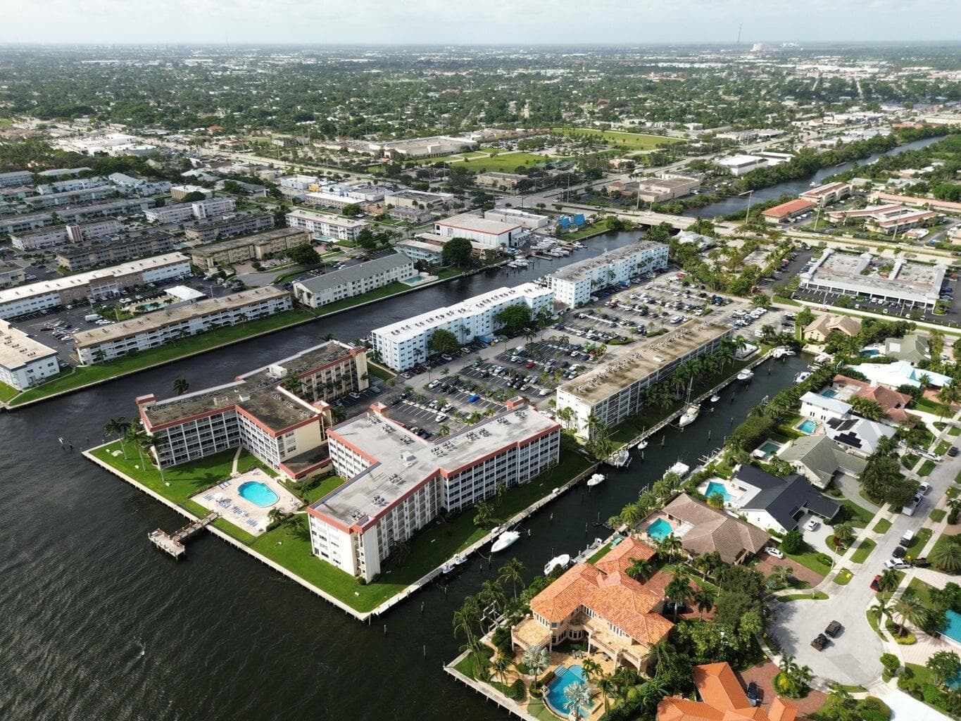 109 PARADISE HARBOUR Boulevard # 414, North Palm Beach, FL 33408 photo 2