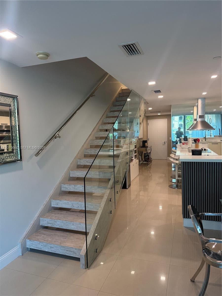 2950 NE 188th St # 325, Aventura, FL 33180 photo 5