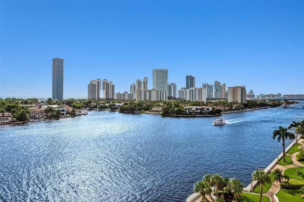 19707 Turnberry Way # 9J, Aventura, FL 33180 photo 3