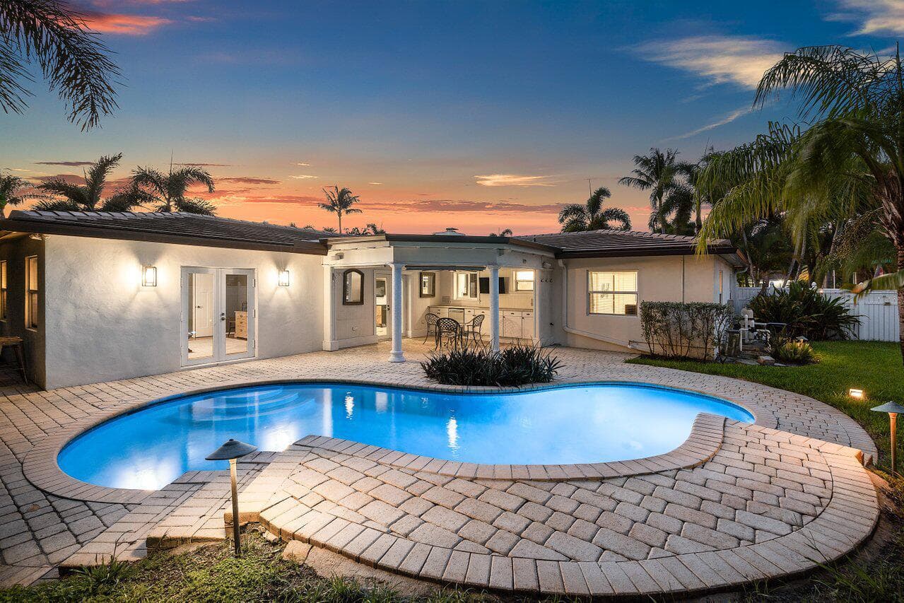 124 Bonnie Briar Lane, Delray Beach, FL 33444 photo 5