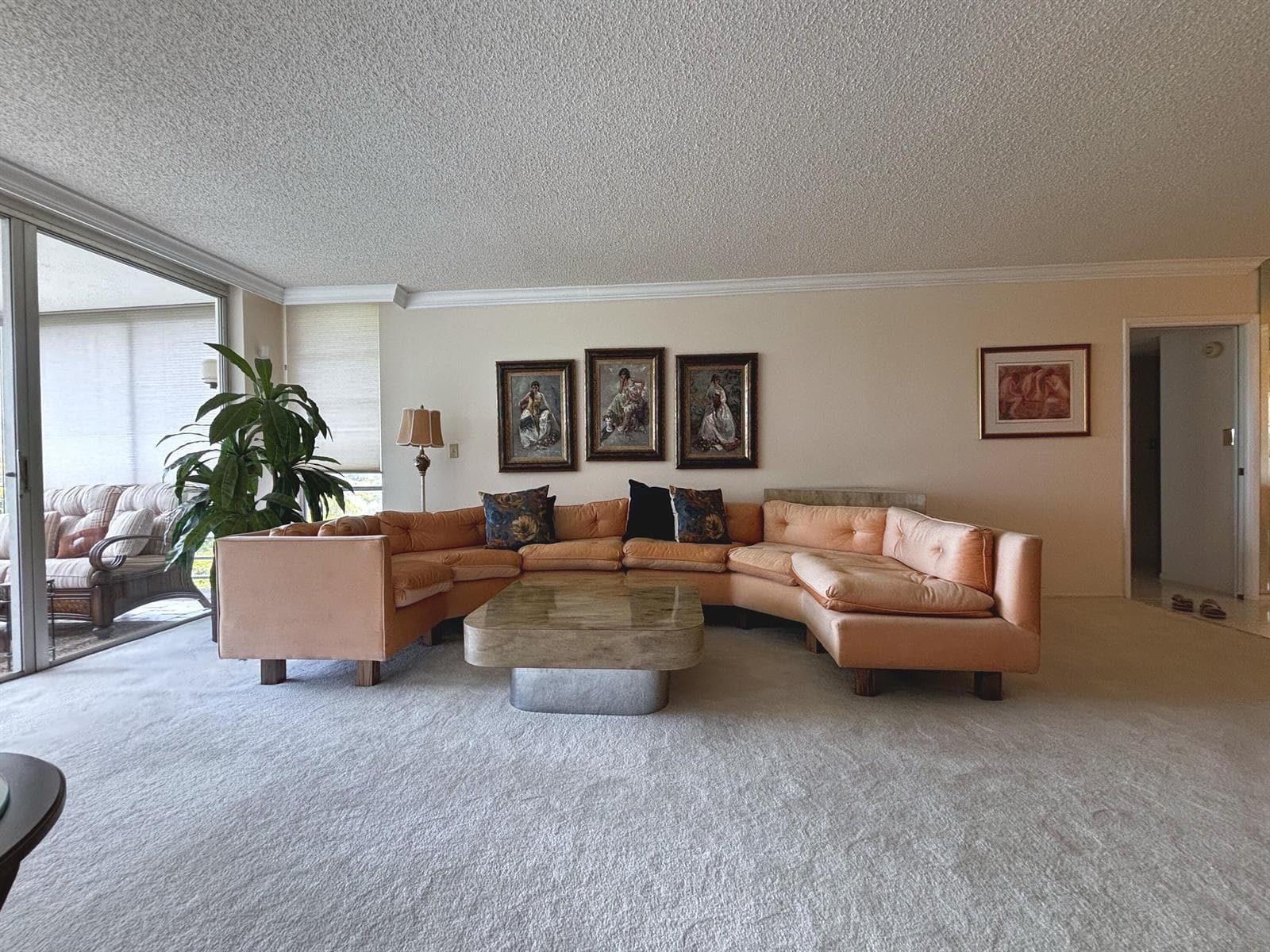 3930 OAKS CLUBHOUSE Drive # 506, Pompano Beach, FL 33069