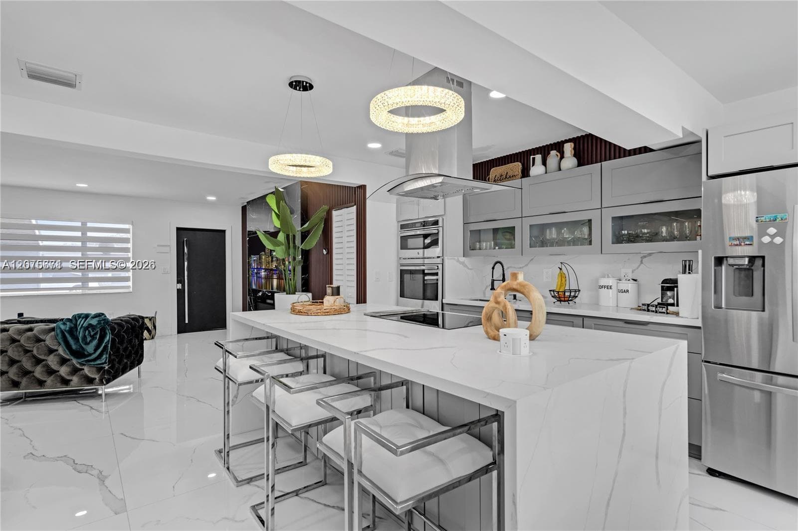 7031 SW 12th St, Pembroke Pines, FL 33023