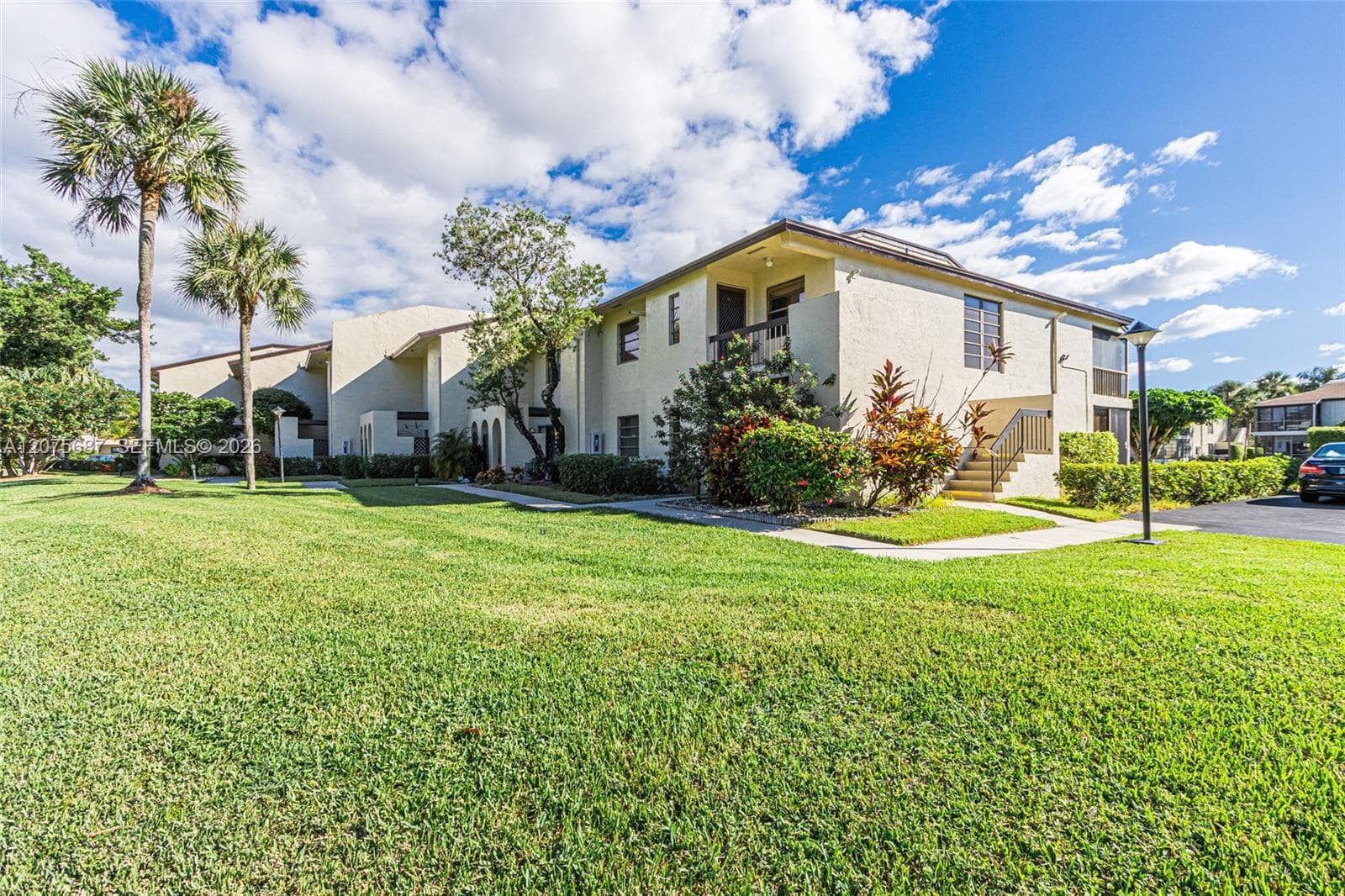 8566 Casa Del Lago # H, Boca Raton, FL 33433 photo 3