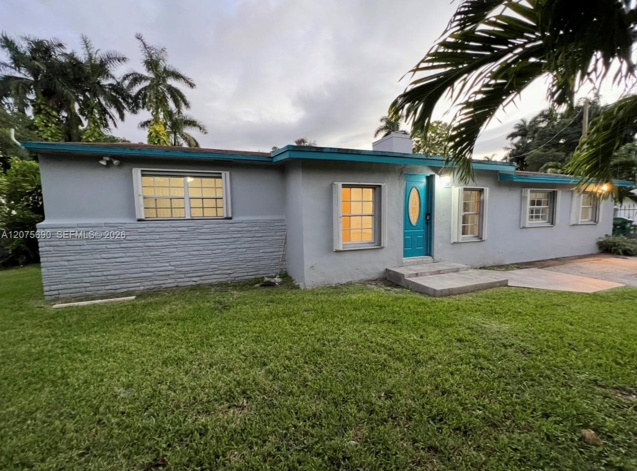 88 NW 85th St # 1, Miami, FL 33150