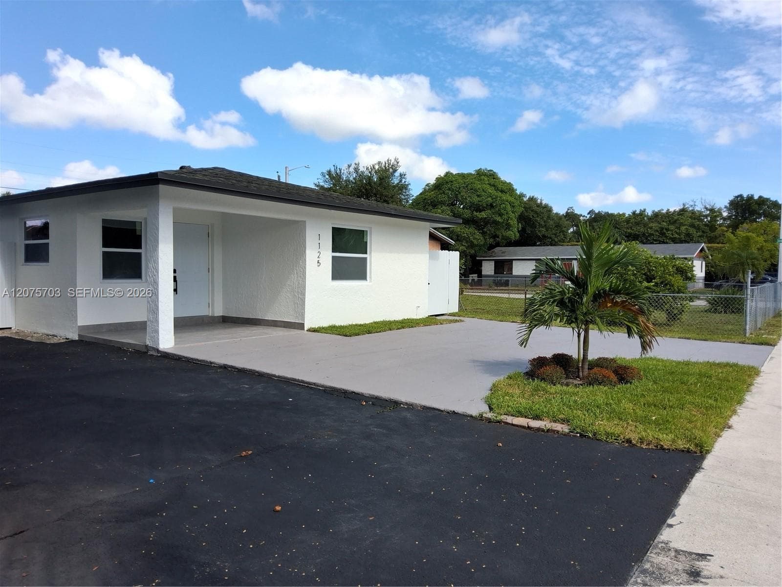 1125 NW 27th Ave, Fort Lauderdale, FL 33311
