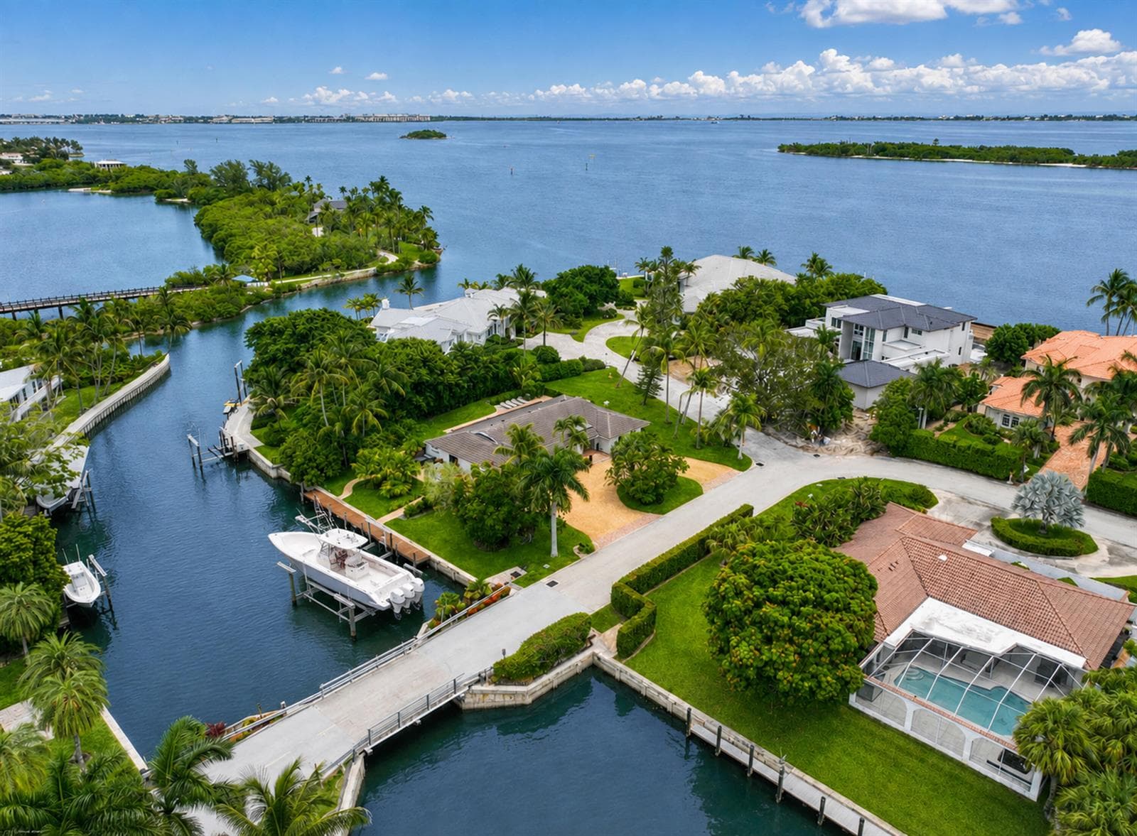 2 ISLAND Road, Sewalls Point, FL 34996 photo 3