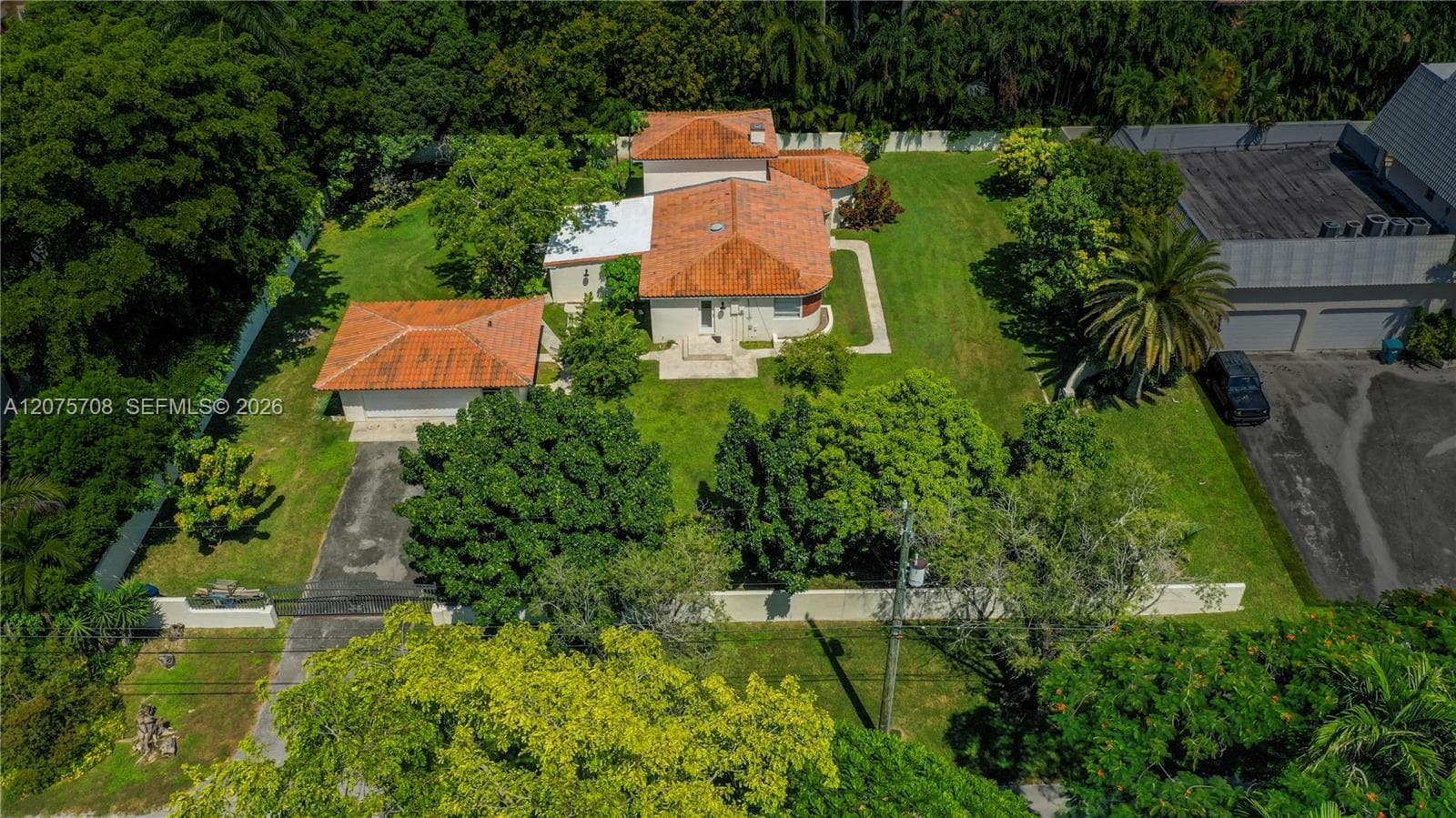 8775 SW 53rd Ct # REAR, Miami, FL 33143 photo 3