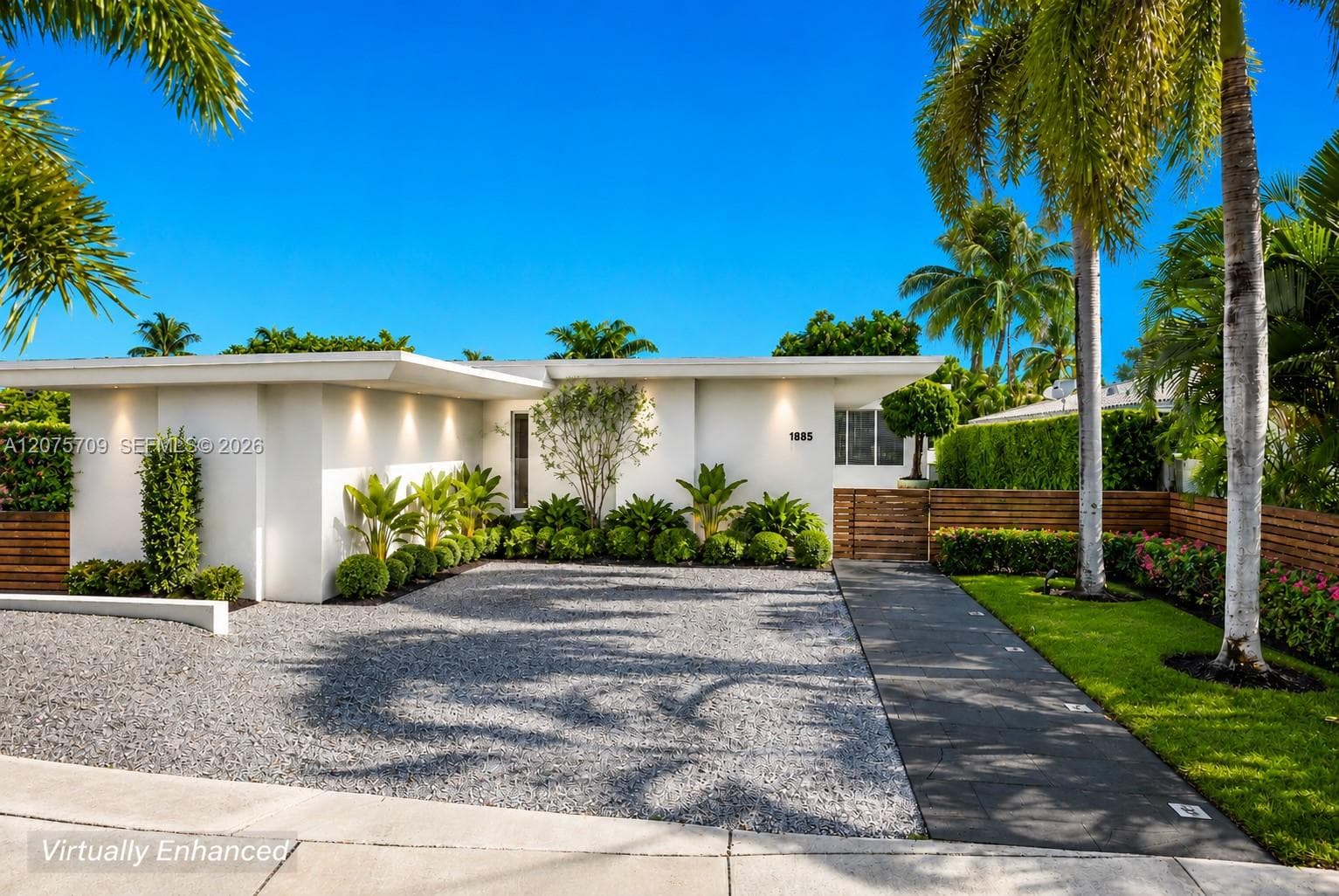 1885 Daytonia Rd, Miami Beach, FL 33141 photo 3