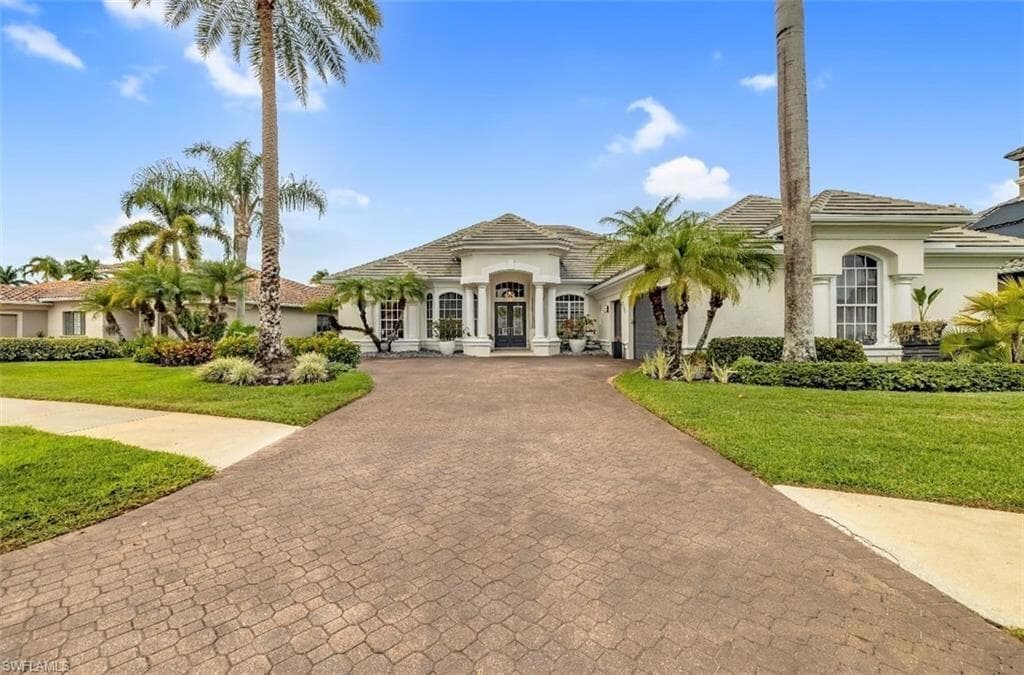 2721 Olde Cypress Drive, Naples, FL 34119 photo 2