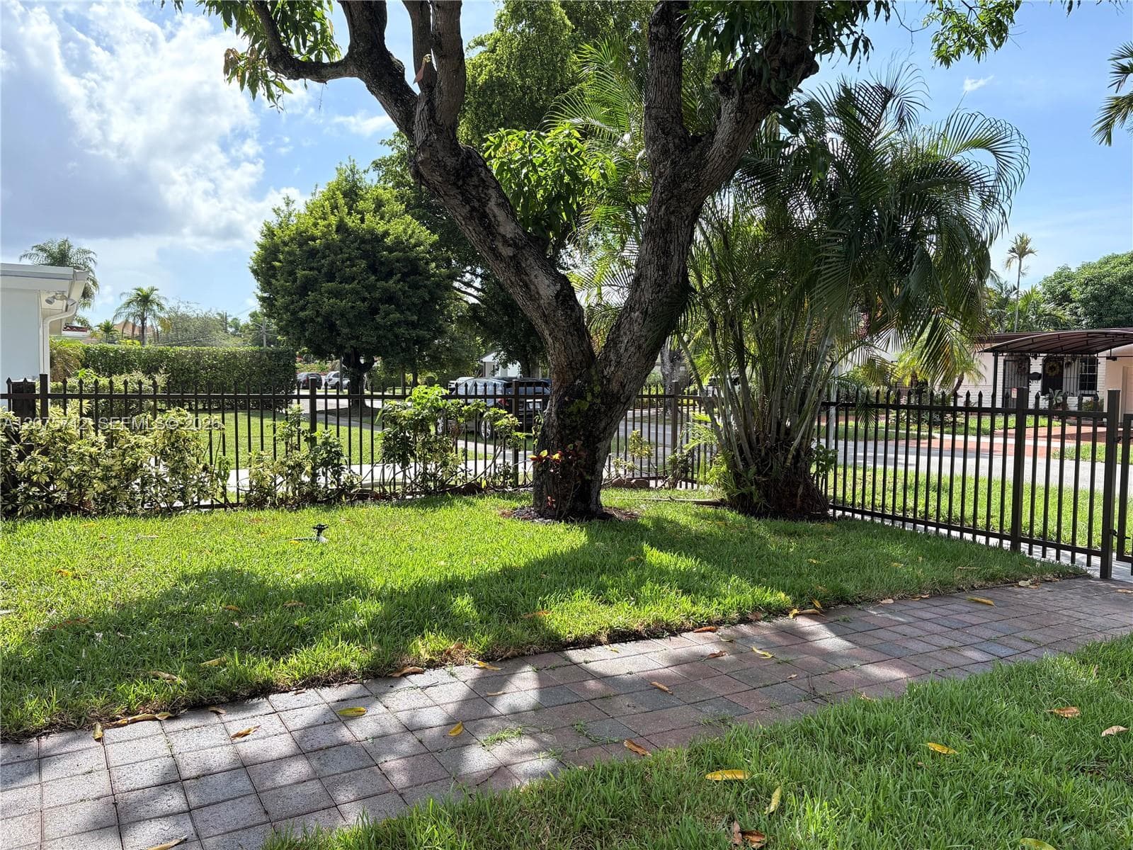 4291 SW 14th St, Miami, FL 33134 photo 2