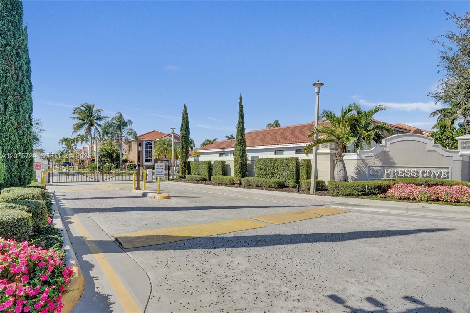 2001 Barcelona Ter, Margate, FL 33063 photo 3