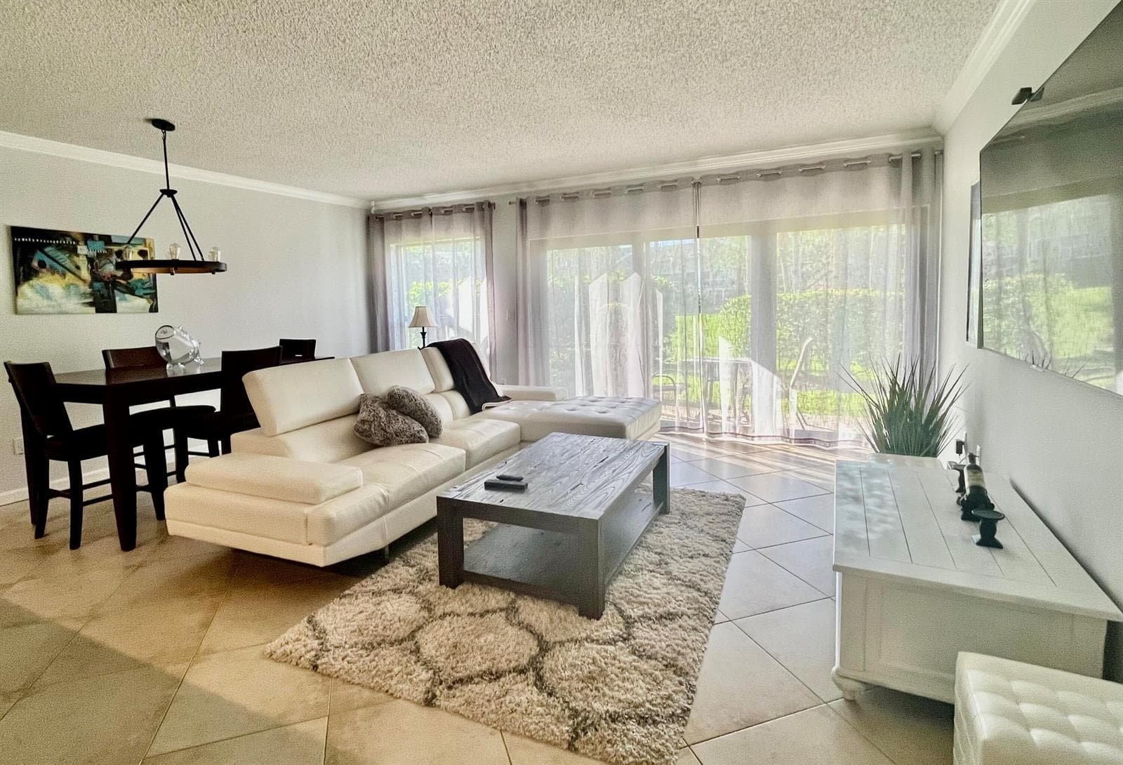 11863 Wimbledon Circle # 401, Wellington, FL 33414