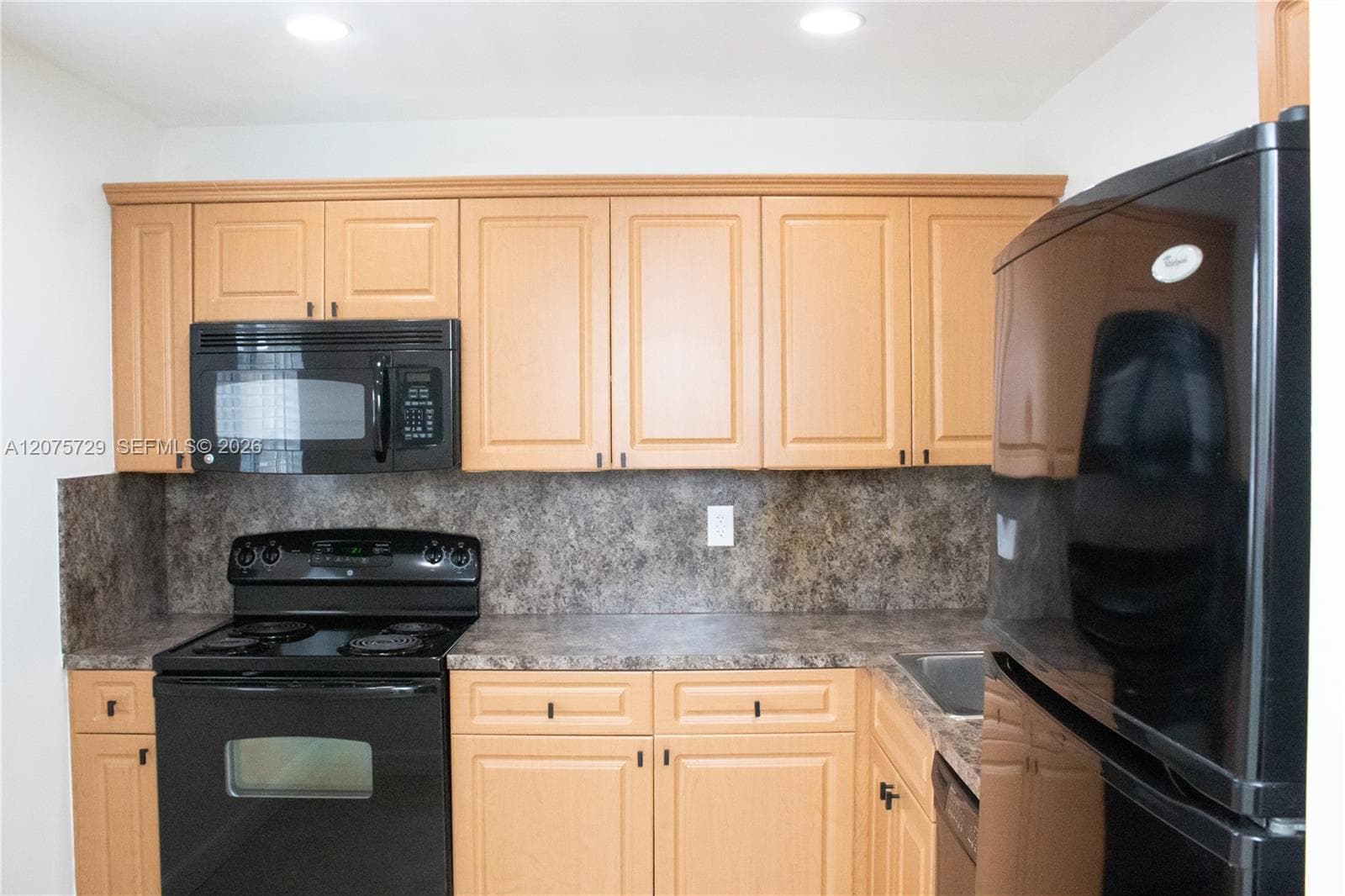 7860 Camino Real # L-406, Miami, FL 33143 photo 3