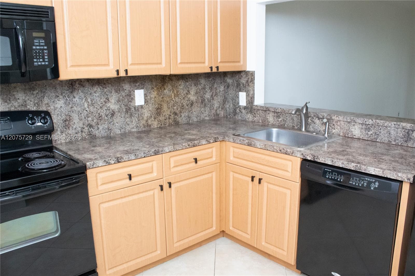 7860 Camino Real # L-406, Miami, FL 33143 photo 4