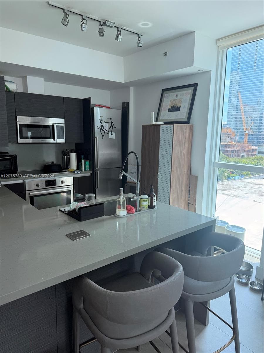 1080 Brickell Ave # 913, Miami, FL 33131 photo 4