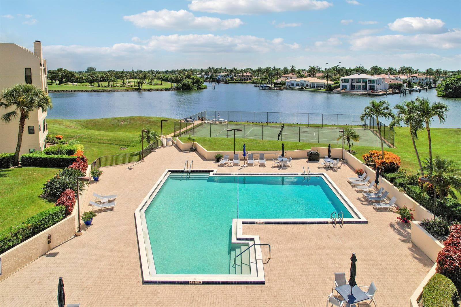 372 Golfview Road # 403, North Palm Beach, FL 33408 photo 3