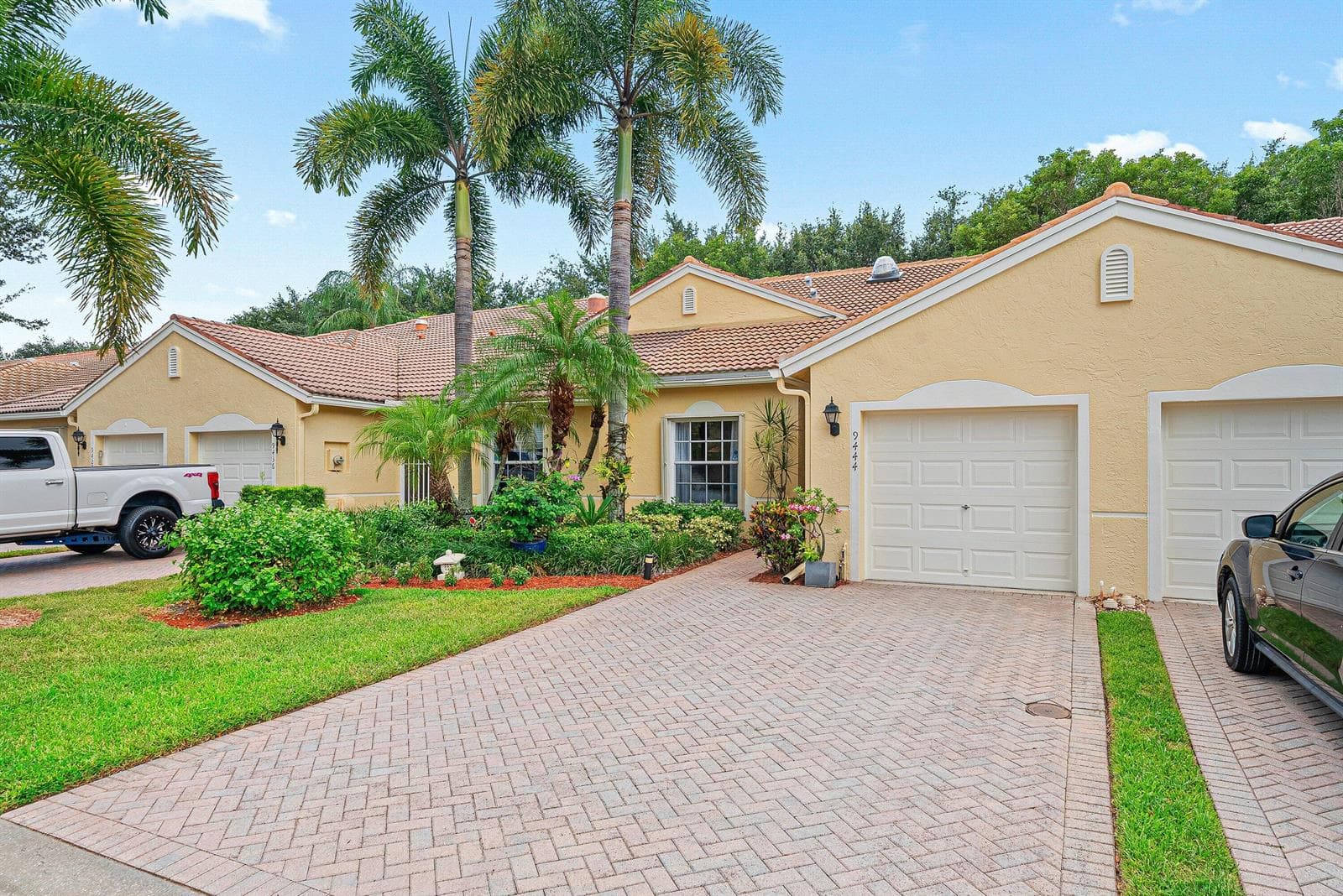 9444 SWANSEA Lane, West Palm Beach, FL 33411 photo 2