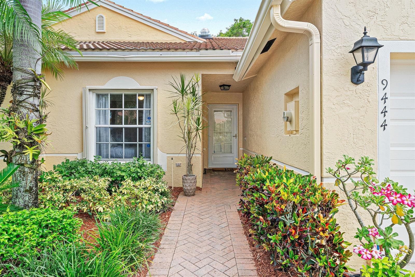 9444 SWANSEA Lane, West Palm Beach, FL 33411 photo 4