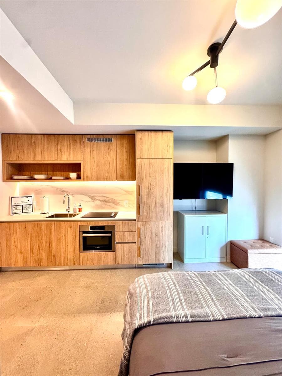 11 NE 6th Street # 2606, Miami, FL 33132 photo 4