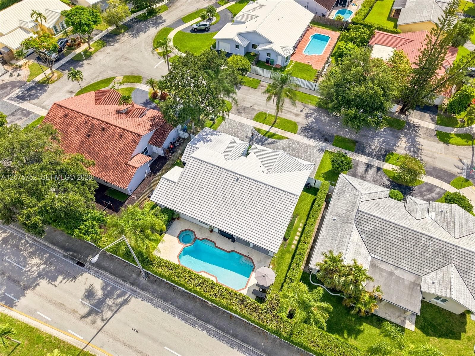 8250 SW 86th Ct, Miami, FL 33143 photo 3
