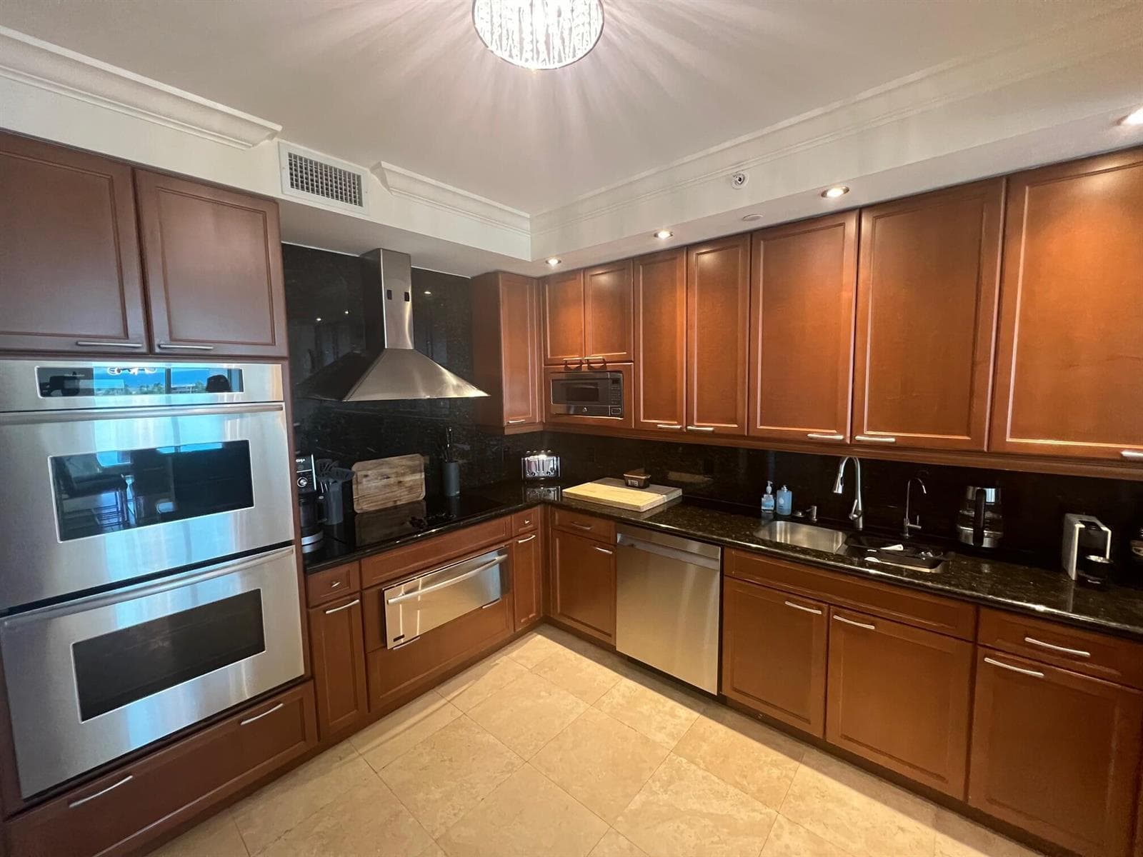 20201 E Country Club Drive # 1009, Aventura, FL 33180 photo 2