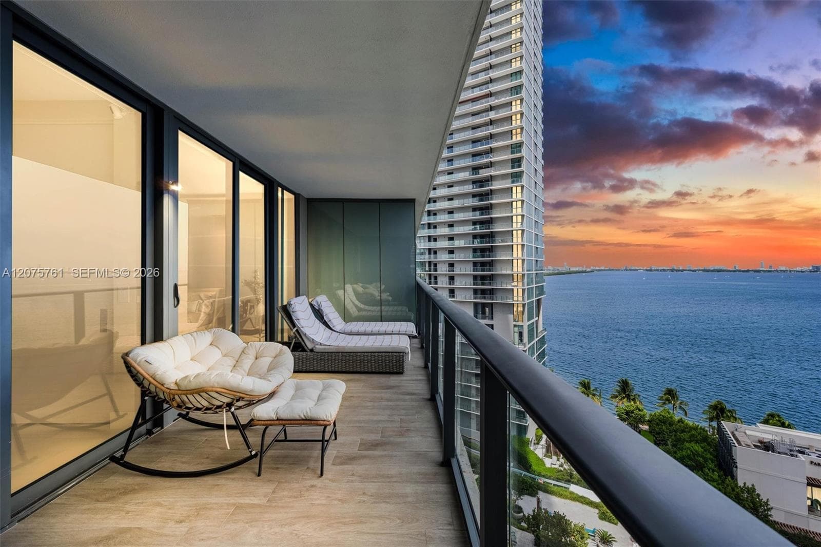 650 NE 32nd St # 1203, Miami, FL 33137 photo 2