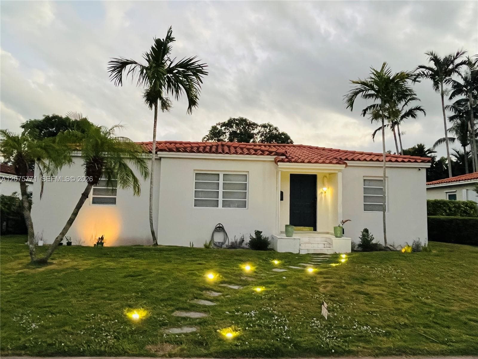 22 Marabella Ave, Coral Gables, FL 33134 photo 2