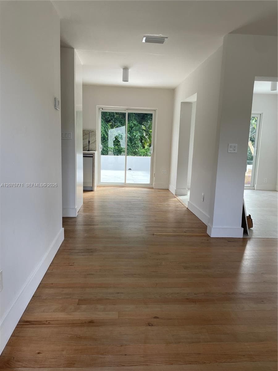 22 Marabella Ave, Coral Gables, FL 33134 photo 3