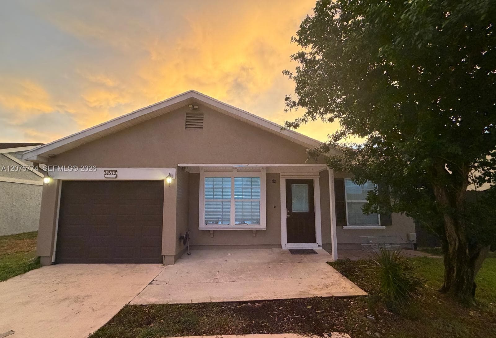 22979 Sandalfoot Blvd, Boca Raton, FL 33428