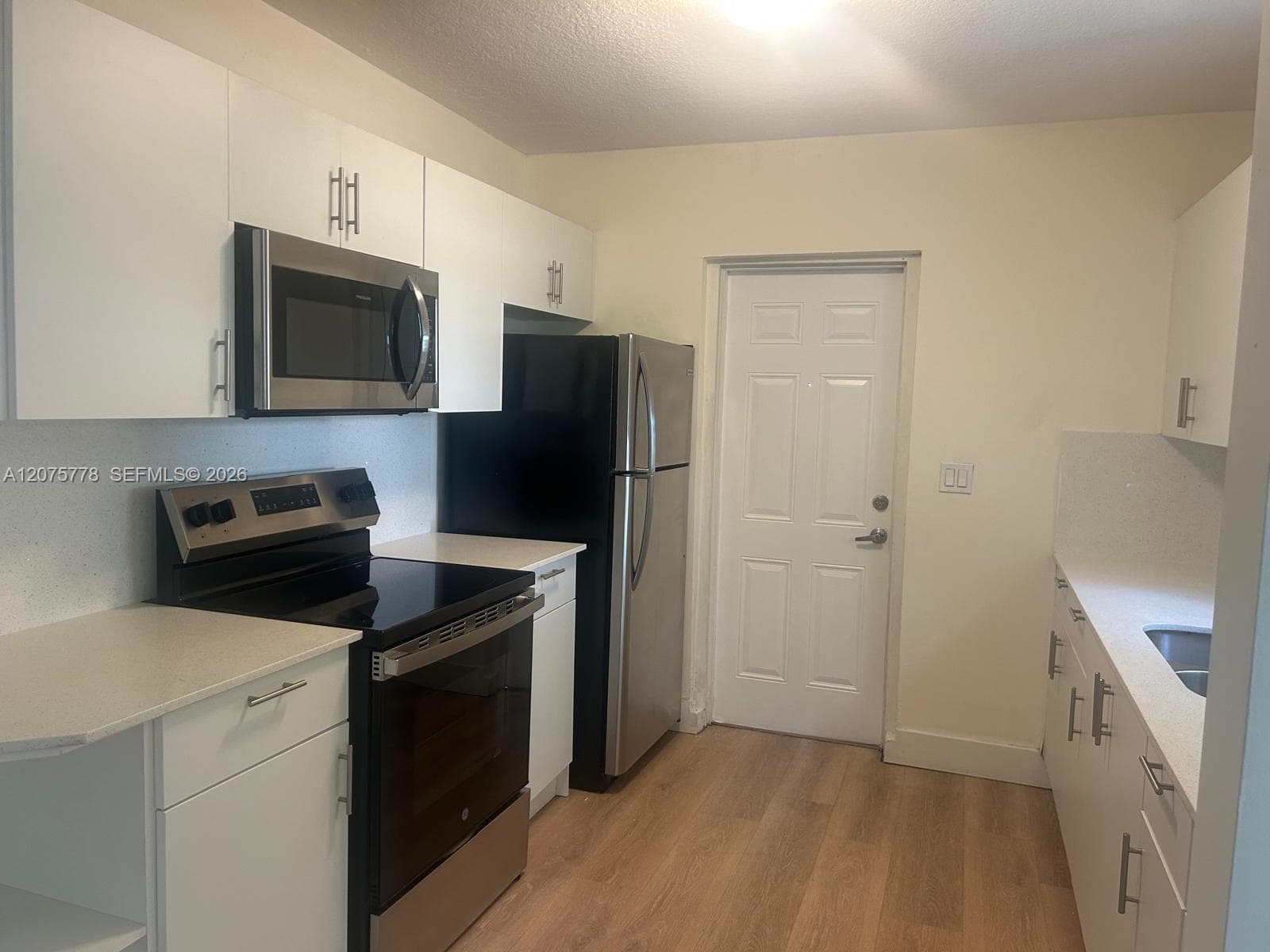 2000 Monroe St # 14, Hollywood, FL 33020 photo 3