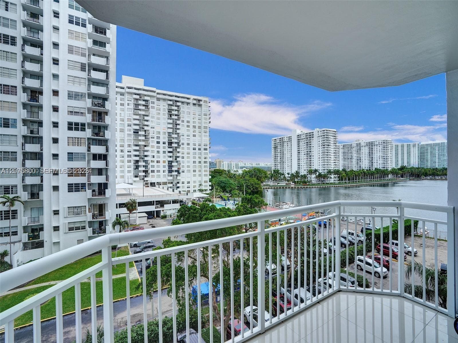18061 Biscayne Blvd # 502, Aventura, FL 33160 photo 5