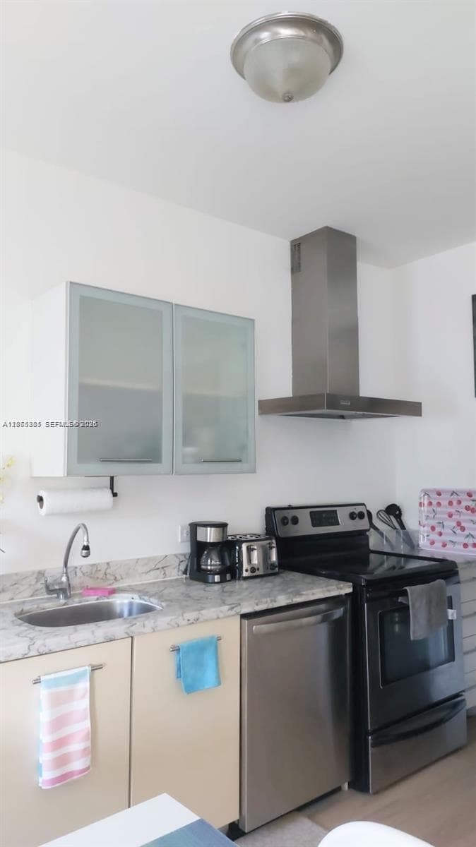 1358 Pennsylvania Ave # 301, Miami Beach, FL 33139 photo 4