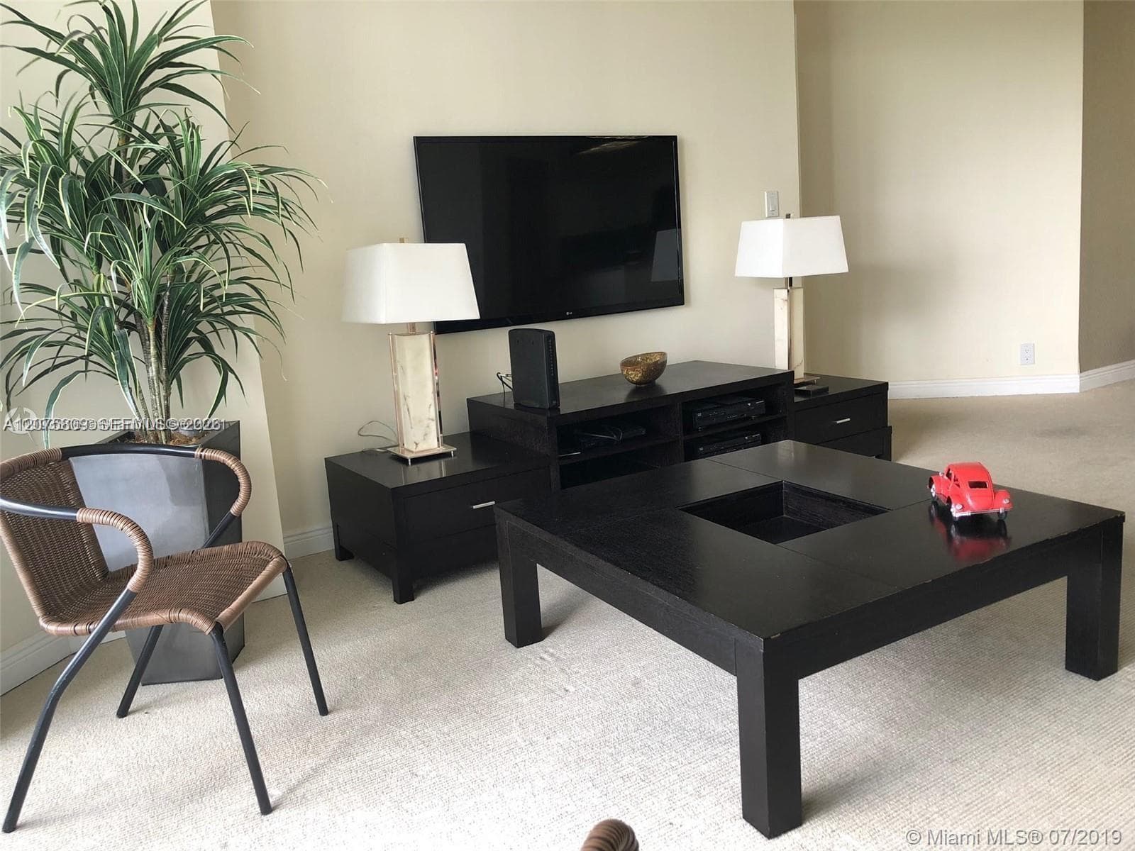 3530 Mystic Pointe Dr # 1008, Aventura, FL 33180 photo 2