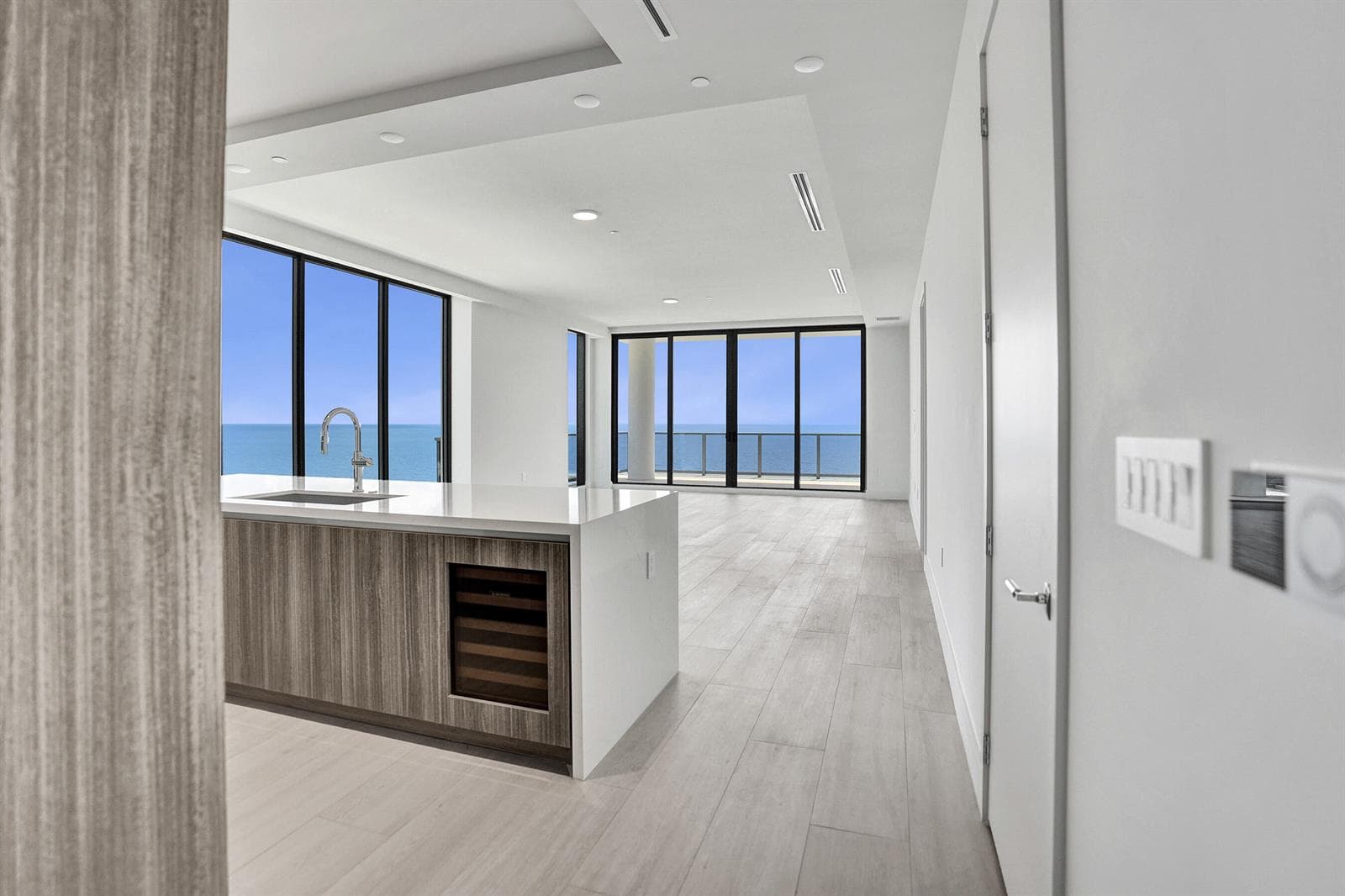 305 Briny Avenue # PH905, Pompano Beach, FL 33062 photo 3