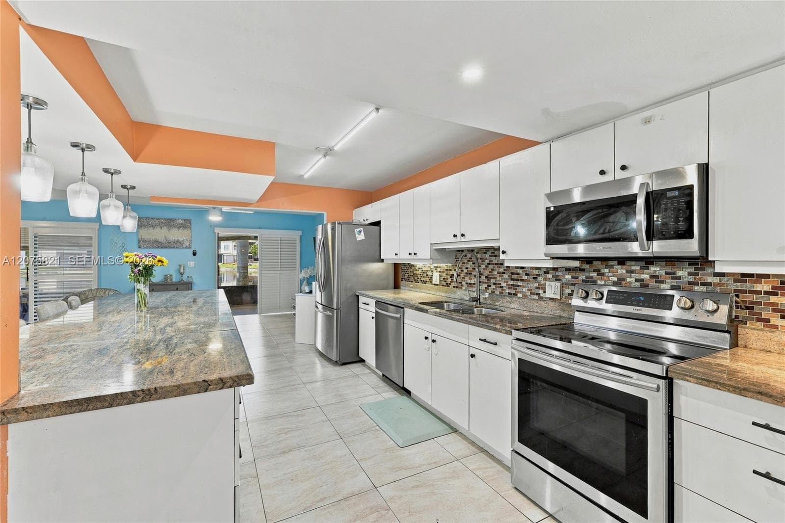 958 Mockingbird Ln # 513, Plantation, FL 33324 photo 3