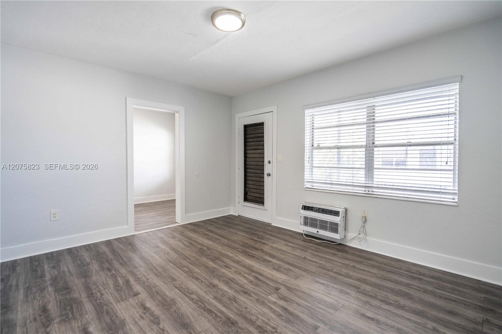433 NE 82nd St # 9, Miami, FL 33138 photo 2