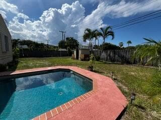 1007 AVON Road, West Palm Beach, FL 33401 photo 2