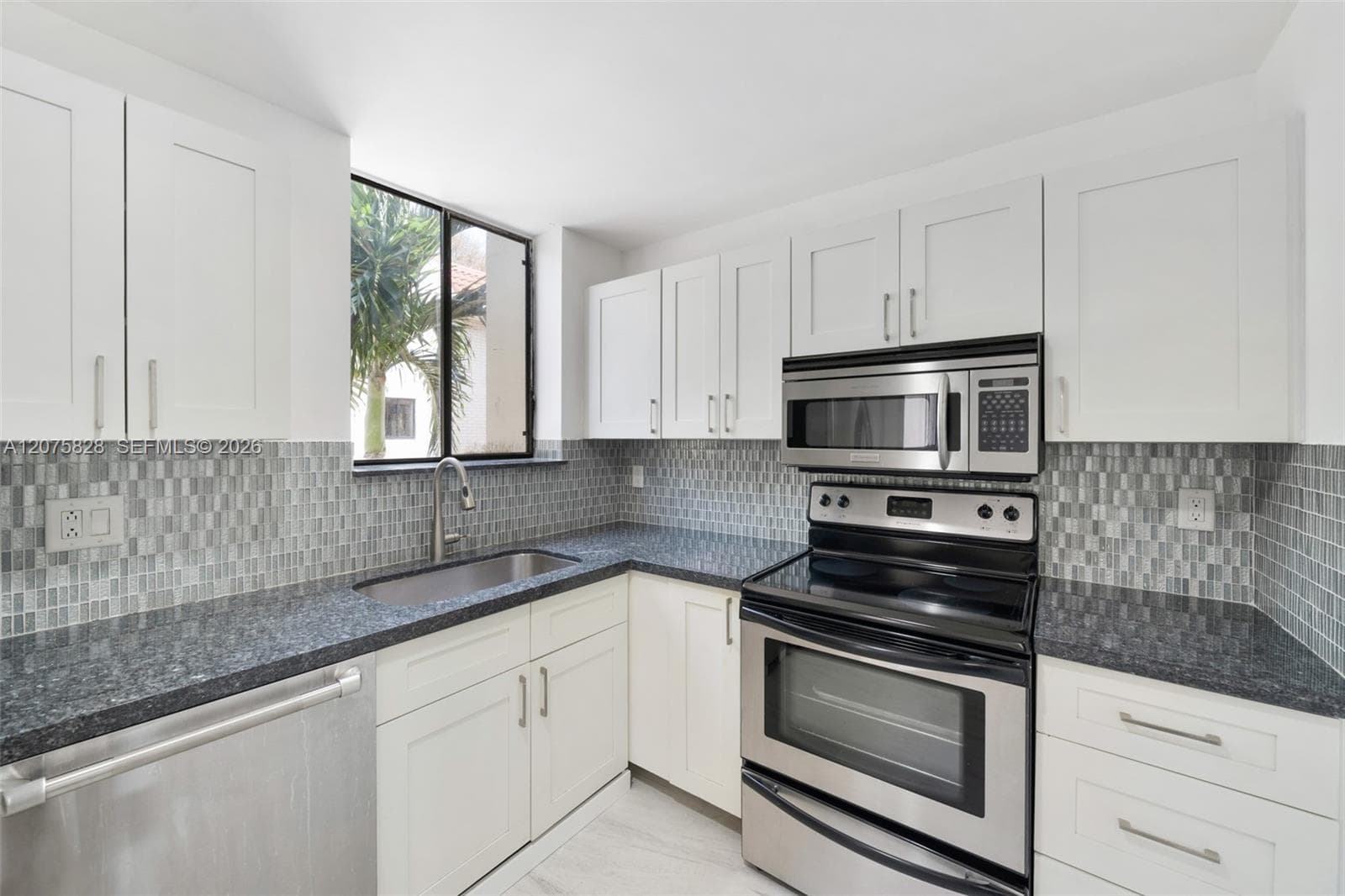 1401 NE 9th St # 26, Fort Lauderdale, FL 33304