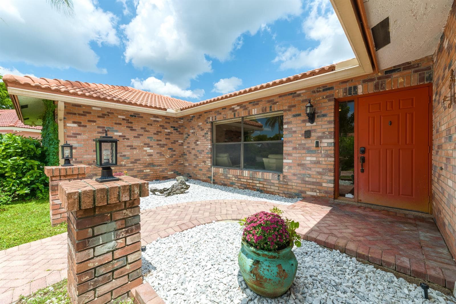 8501 NW 80 Street, Tamarac, FL 33321 photo 5