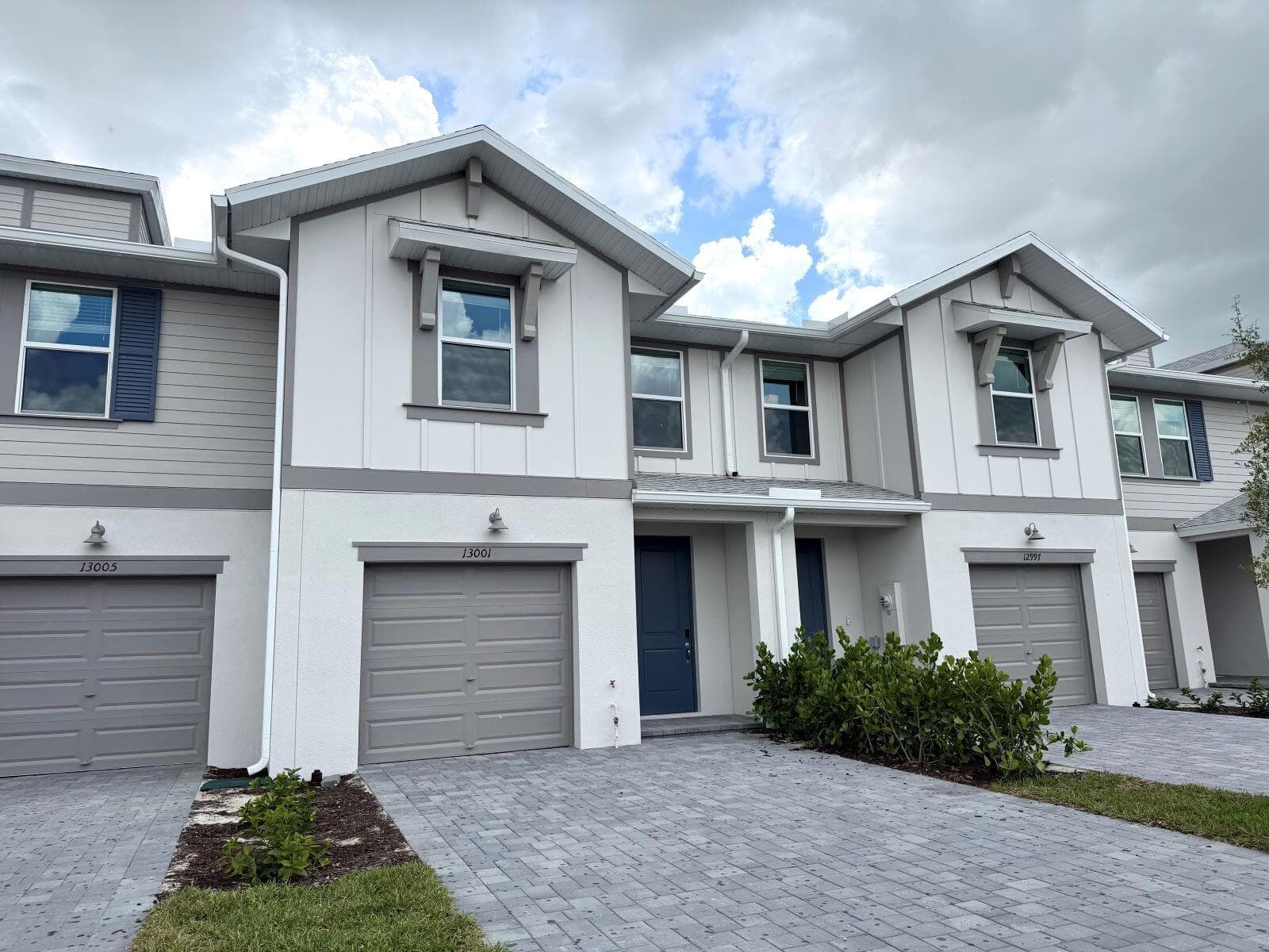 13001 SW FORLI Way, Port St. Lucie, FL 34987 photo 2