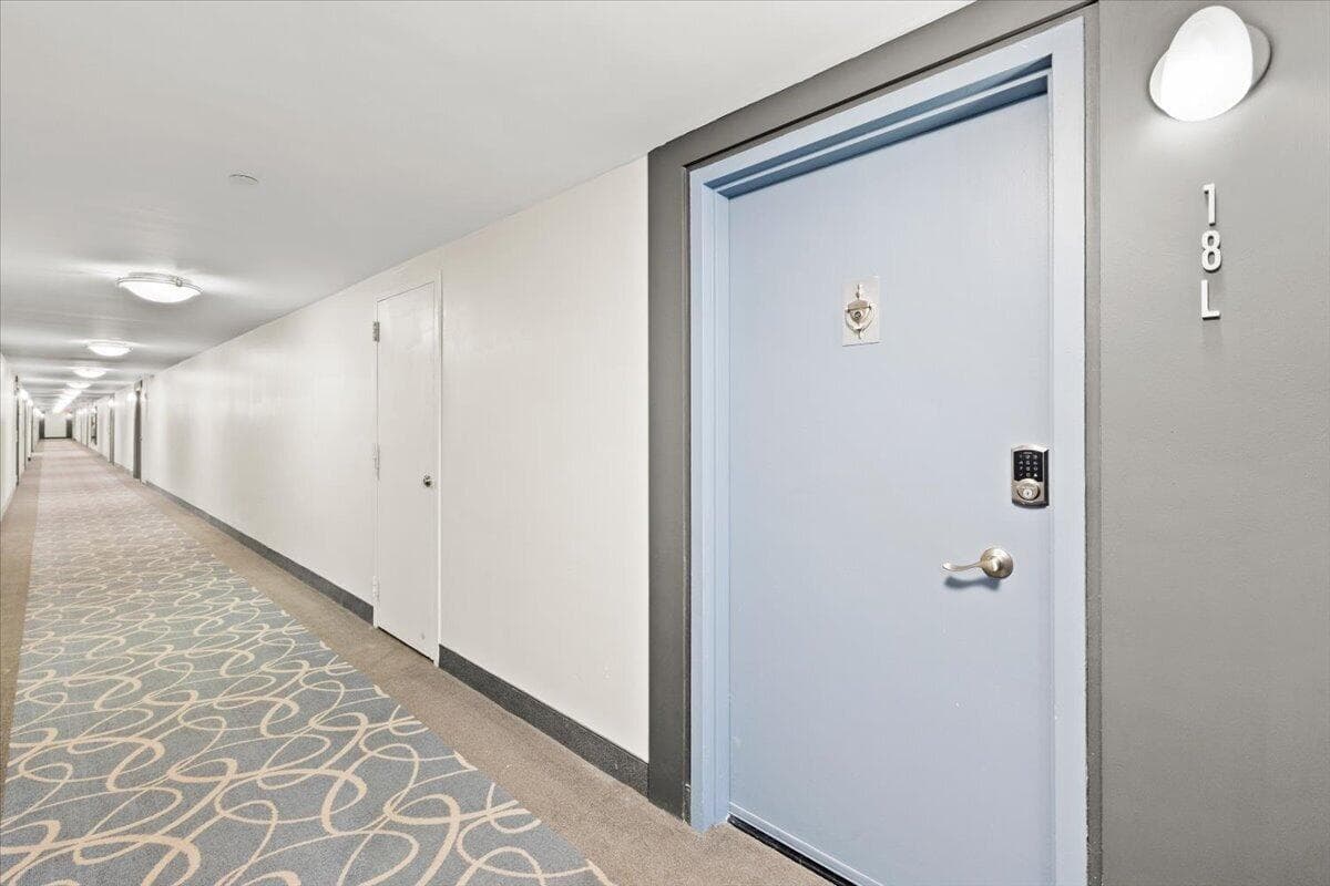 3015 N OCEAN Boulevard # 18L, Fort Lauderdale, FL 33308 photo 5
